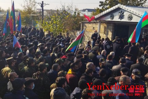В Мингячевире проходит церемония прощания с шехидом-
