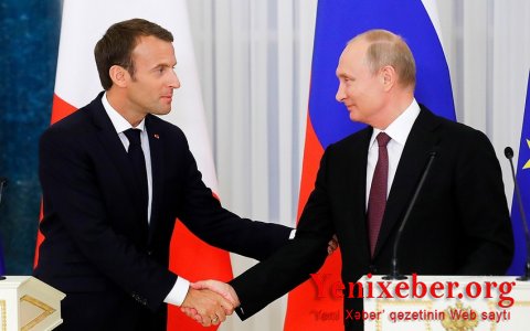 Переговоры Макрона и Путина завершились
