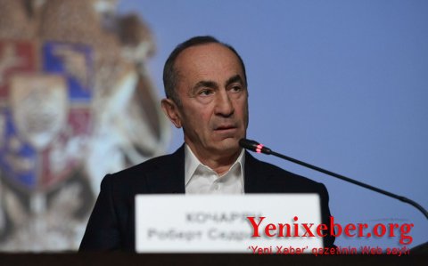 Роберт Кочарян покинул Армению