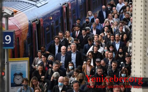 Британцы столкнулись с транспортным хаосом из-за забастовок