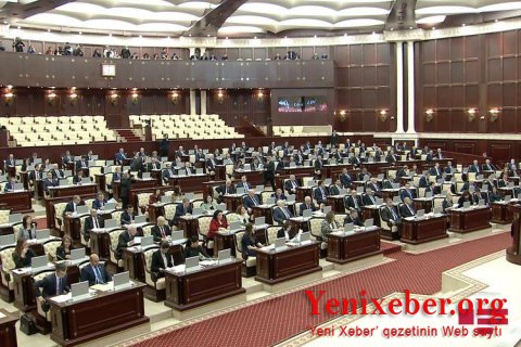 Bu deputatlar Milli Məclisin növbədənkənar sessiyasının çağırılmasını istəyib
