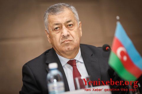 Vahid Əhmədov: