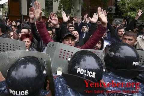 Paşinyan xalqa qarşı repressiyalara başlayıb
