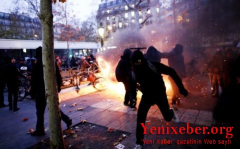 Fransadakı aksiyalarda 60-dan çox polis yaralanıb