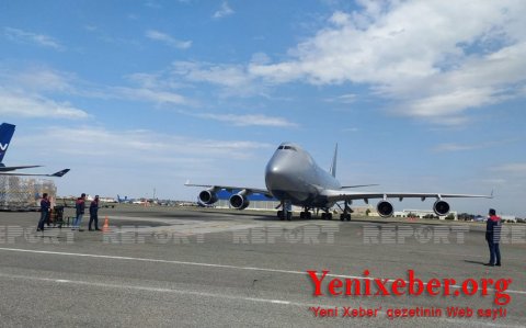 “Sputnik V” vaksininin ilk partiyası Azərbaycana gətirilib-