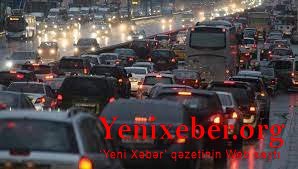 Bakının bəzi küçə və prospektlərində tıxac var –