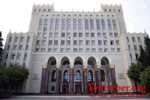 AMEA-nın bu institut direktorları vəzifədən alındı-