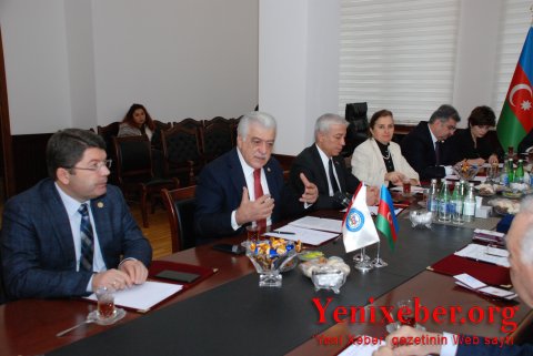 AHİK sədri   -