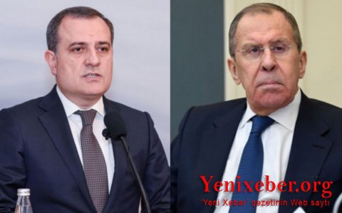 XİN başçıları telefonla danışıb