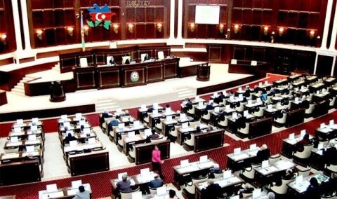 Milli Məclis hökumətin hesabatını qəbul etdi