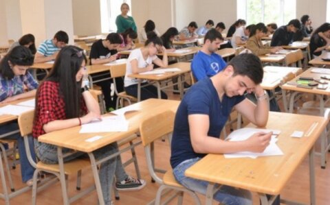yüksək bal toplayanların sayı daha azdır