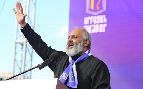 Baqrat üçün sonun başlanğıcı: baş nazirlik iddiası məhkumluqla nəticələnə bilər –