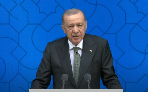 Ərdoğan Laçında Səməd Vurğunun "Azərbaycan" şeirini səsləndirib