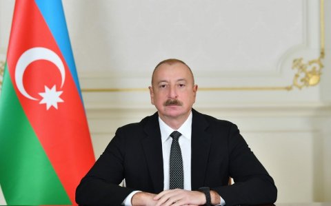 Media nümayəndələri təltif edildi -