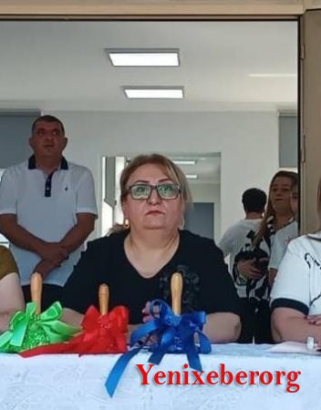 Mənə qanundan danışan Gülər xanım, bəs öz məktəbinizdə qanun necə işləyir?