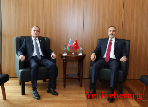 Azərbaycan və Türkiyə XİN başçılarının təkbətək görüşü keçirilib
