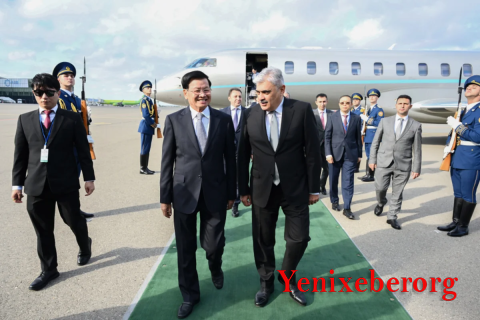 Laos Prezidenti Azərbaycana rəsmi səfərə gəlib