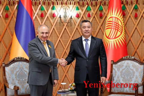 Paşinyanla Japarov Cənubi Qafqaz və Mərkəzi Asiyada təhlükəsizlik məsələlərini müzakirə edib