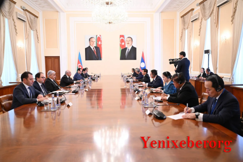 Əli Əsədov Laosun Prezidenti ilə ikitərəfli əməkdaşlığı müzakirə edib