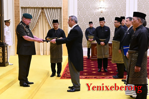 Azərbaycanın Malayziyadakı səfiri etimadnaməsini Krala təqdim edib