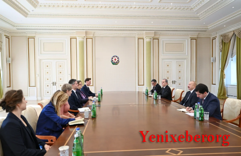 Prezident İlham Əliyev Niderlandın xarici işlər nazirini qəbul edib