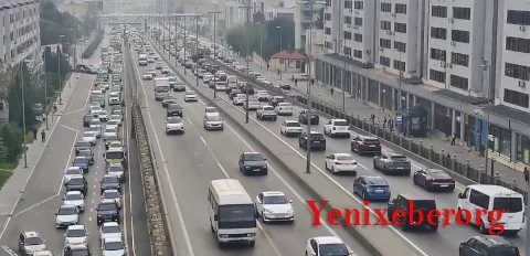 Bakının bəzi yollarında nəqliyyatın sıxlığı yaranıb